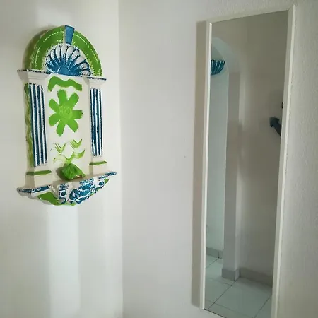 - Elimar 1 T1 Lejlighed