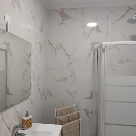Edificio Elimar 1, T1 - Apartment *