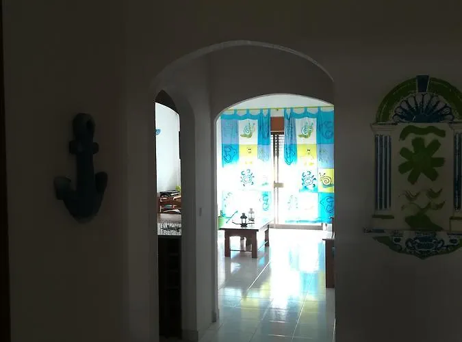 - Elimar 1 T1 公寓