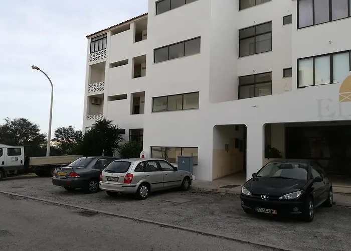 - Elimar 1 T1 公寓 *